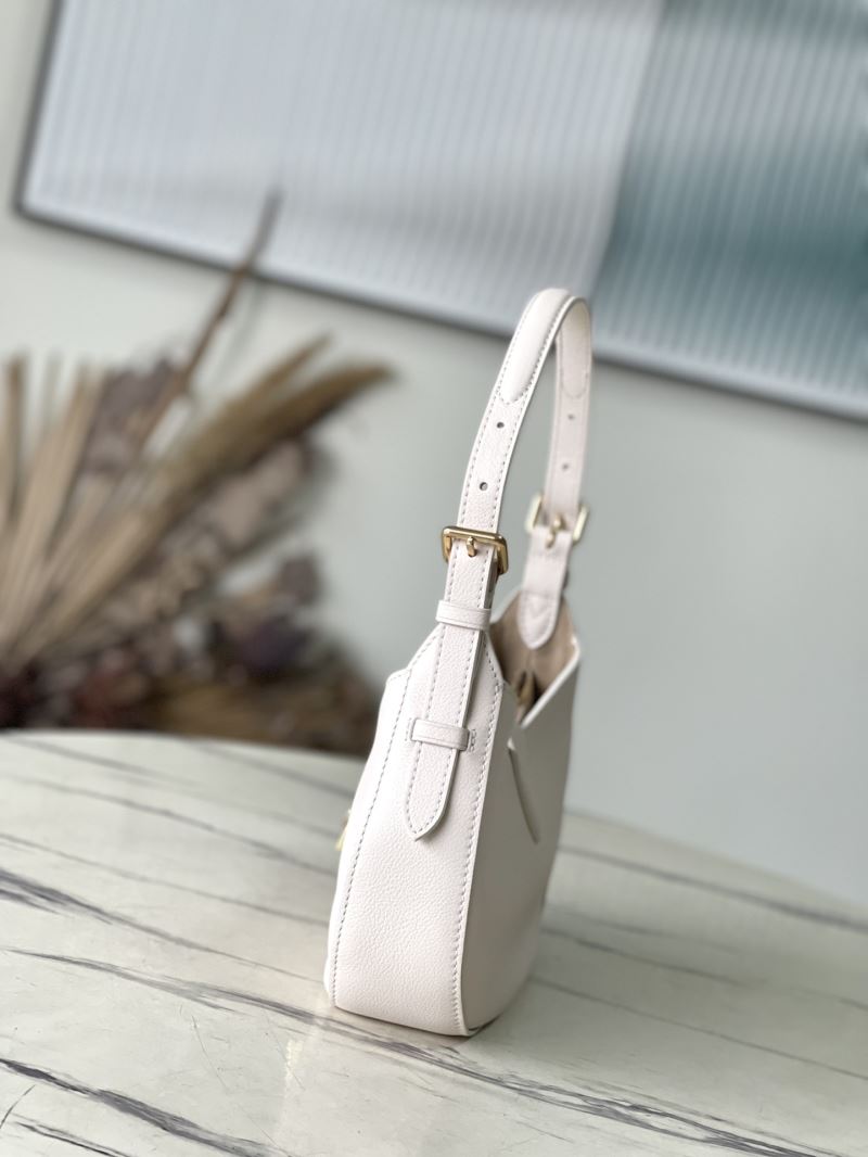Louis Vuitton Hobo Bags